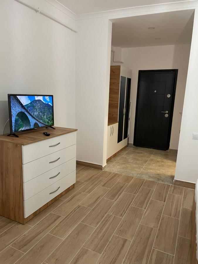 Militari Comfort Studio Roşul Exterior foto